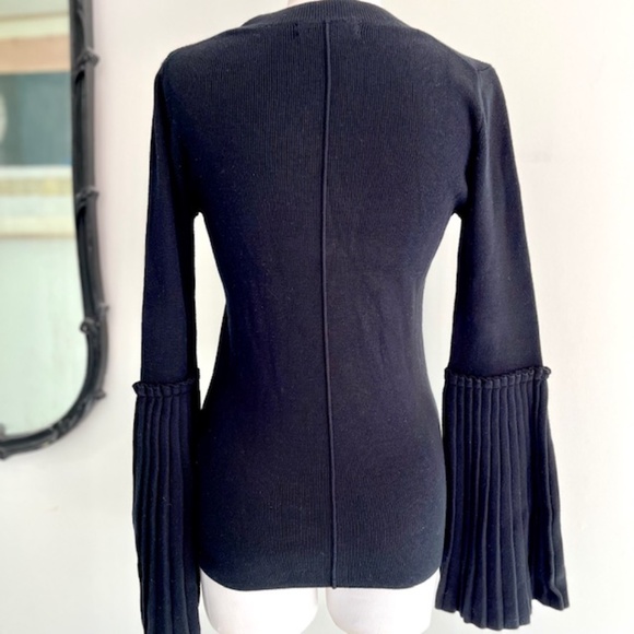 Banana Republic Black Pleated Bell Sleeve Sweater - Picture 4 of 6